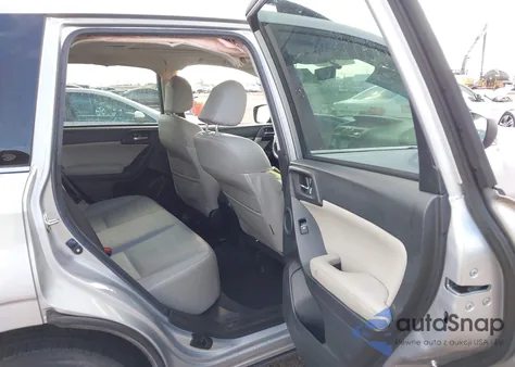 2018 Subaru Forester 2.5I Limited z USA, uszkodzony, nr VIN JF2SJALC2JH415942